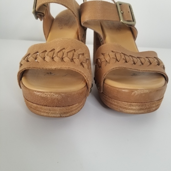 Kork-Ease Passilla Block Heel Platform Leather Sandals Size 7 Tan Studded - Picture 5 of 11